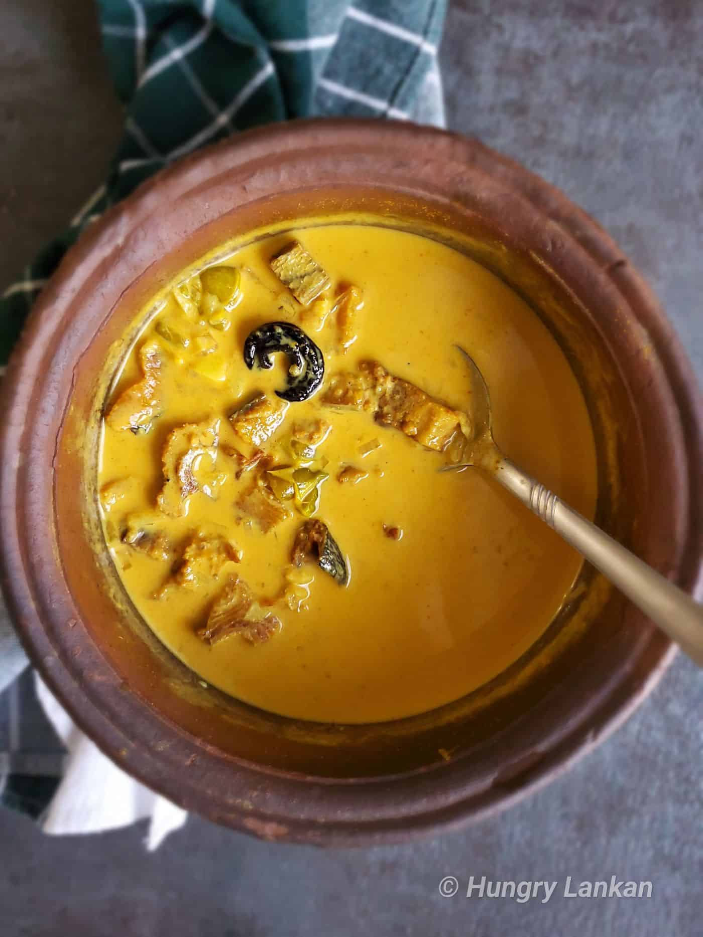 Sri Lankan Dry Fish Curry - Hungry Lankan