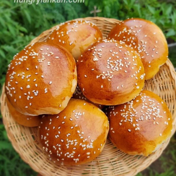 Sri Lankan spicy potato curry buns