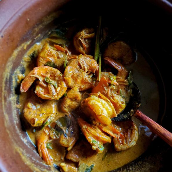 Sri Lankan Prawn/Isso Curry