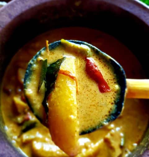 sri lankan spicy potato curry