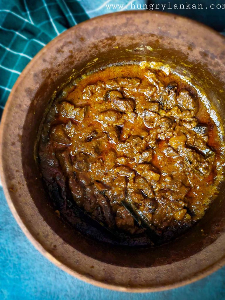 Sri Lankan Beef Curry - Hungry Lankan