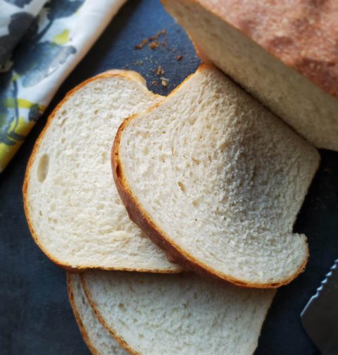 Baisc white sandwich bread