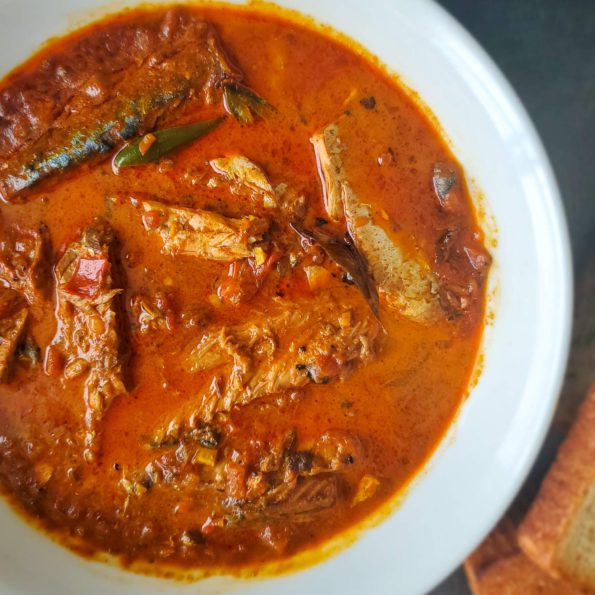 Sri Lankan canned mackerel curry/ salmon curry