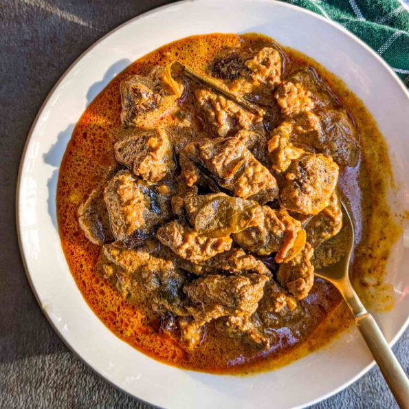 Sri Lankan Beef Curry in Instant Pot